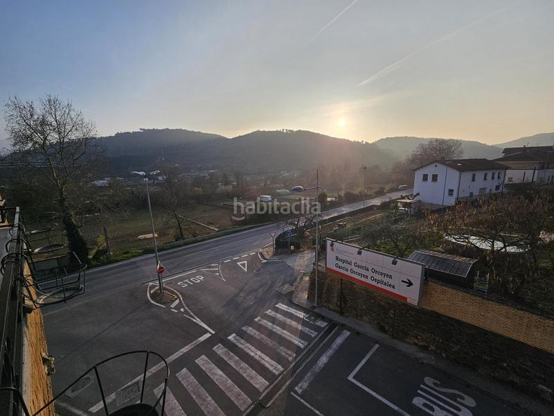 Foto a930fd81-162b-49cf-8c17-a91312dd8342. Piso amplio piso exterior 4 dormitorios con garaje y terrazas en zona tranquila y próxima al centro en Estella / Lizarra