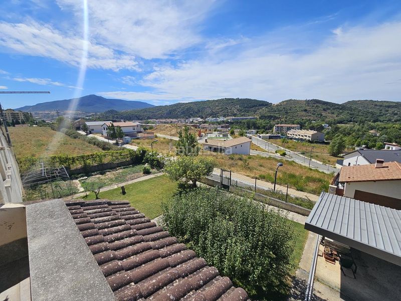 Foto 8ab2f1bd-5a0a-431d-b708-c3e6df13f179. Casa amb calefacció aparcament a Estella / Lizarra