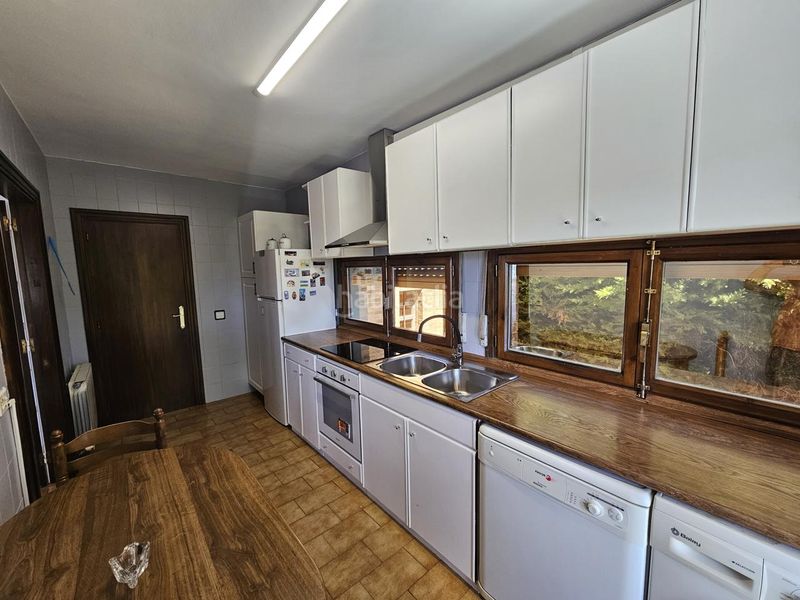 Foto ad3e1396-e292-4f28-8400-044c7d188320. Casa amb calefacció aparcament a Estella / Lizarra