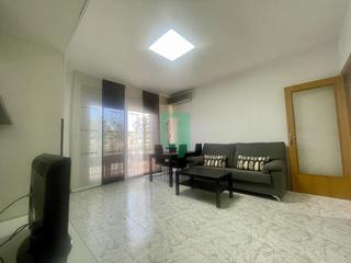 Appartement  De mena. Piso reformado con ascensor de 4 habitaciones y dos baños!!