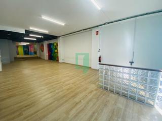 Affitto Locale commerciale  D'alfons xiii. Local comercial de 250m2 reformado en pep ventura