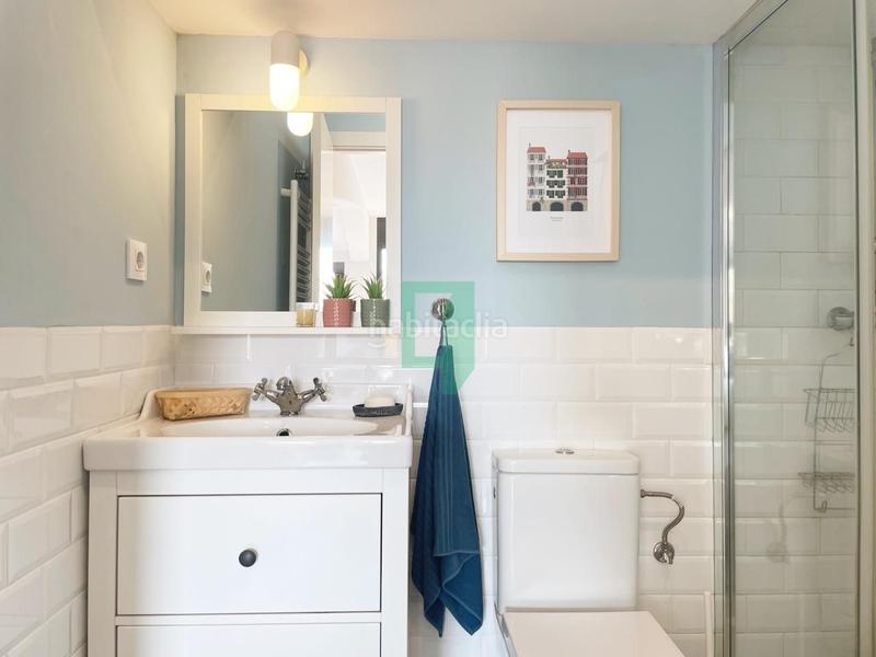 Foto d3bf08d9-da2e-4adf-895c-adceed98ea89. Casa adosada casa reformada en el centro ! en Centre Badalona