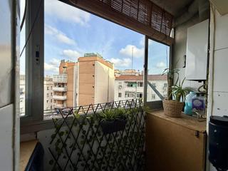 Appartement  Plaça badalona. Piso parcialmente amueblado en pep ventura
