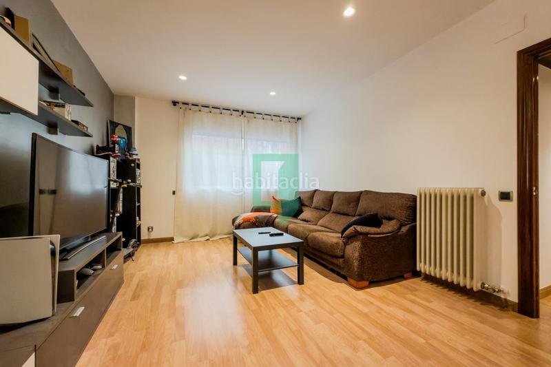 Foto fd0a0a84-66f7-4a4c-8b20-b84df3f81a44. Erdgeschoss mit heizung pool in Puigfred Badalona