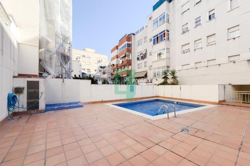 Foto bb3c9189-dbb5-40ee-8ee7-2498f801383d. Piano terra con riscaldamento piscina in Puigfred Badalona