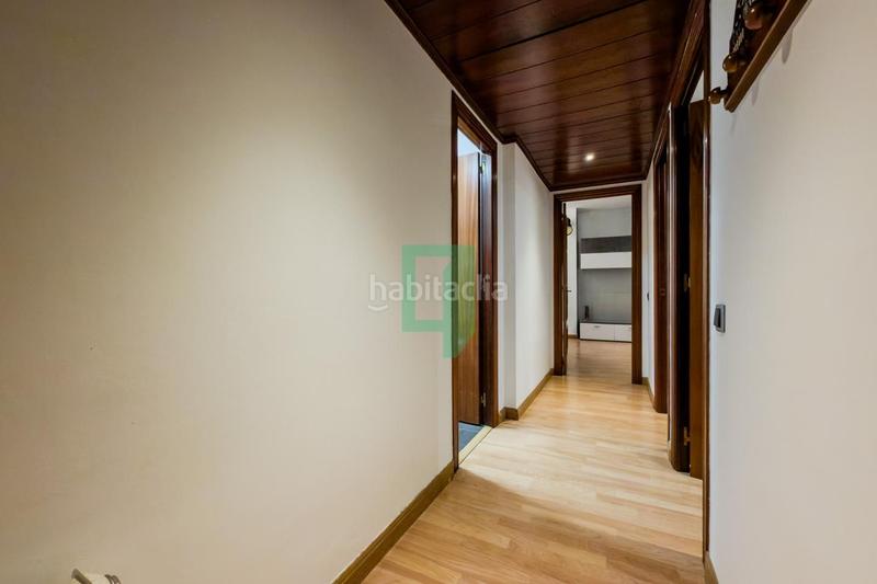 Foto 8dd7cf96-7107-43fb-880f-c4084ec85808. Planta baixa amb calefacció piscina a Puigfred Badalona