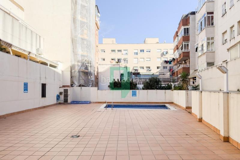 Foto aa0eee53-16fd-4eb2-ad9c-6f001a058383. Planta baixa amb calefacció piscina a Puigfred Badalona