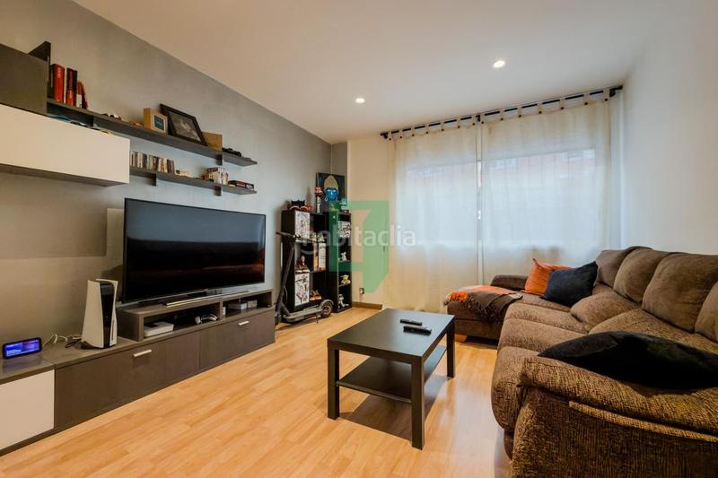 Foto 41800a7f-532b-4ccf-b55c-224f3fdf7c3c. Rez-de-chaussée avec chauffage piscine dans Puigfred Badalona