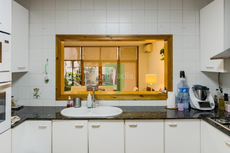 Foto 259fa5e3-244e-453c-8a28-906dee233c61. Casa adossada amb calefacció a Progrés - Pep Ventura Badalona