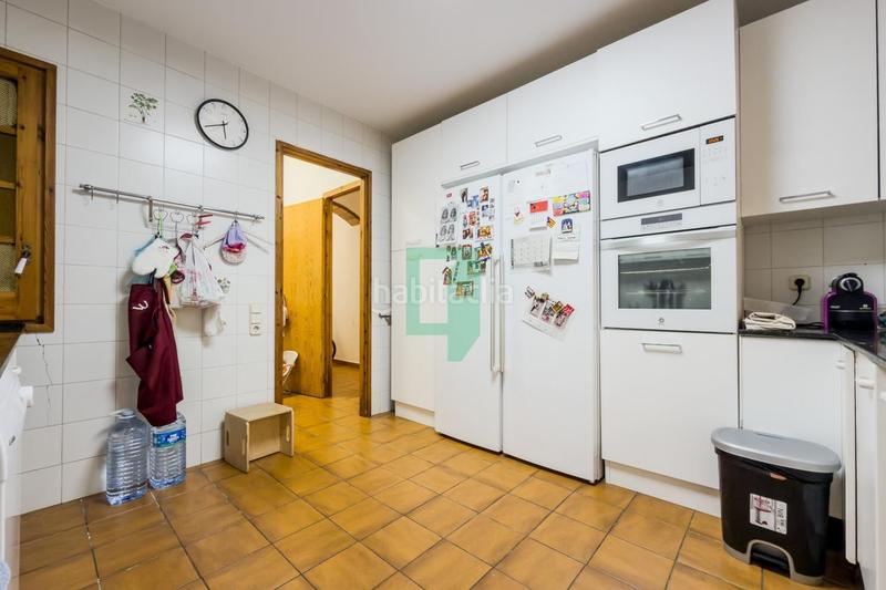 Foto 2ef3d50b-0641-4f12-b32d-56b6d9e4fb25. Casa adossada amb calefacció a Progrés - Pep Ventura Badalona