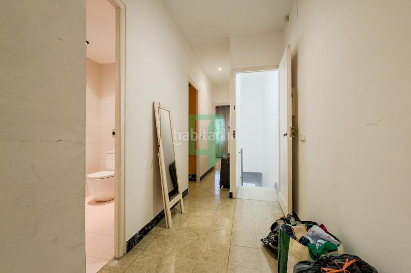 Foto 3c8f2fda-de70-4d0c-9998-e0cffdc4c618. Casa adossada amb calefacció a Progrés - Pep Ventura Badalona