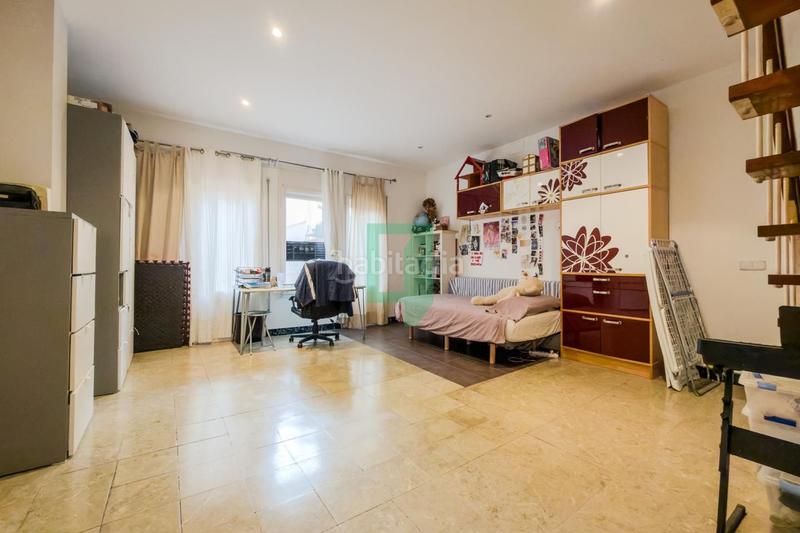 Foto 3ea63a9a-5667-4345-94ac-f8b96f4bb182. Casa adossada amb calefacció a Progrés - Pep Ventura Badalona