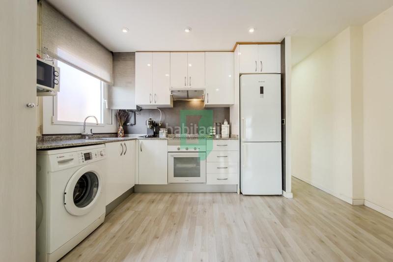 Foto 41969d14-f332-47dc-898c-2d352674c8f2. Flat with heating in Lloreda Badalona