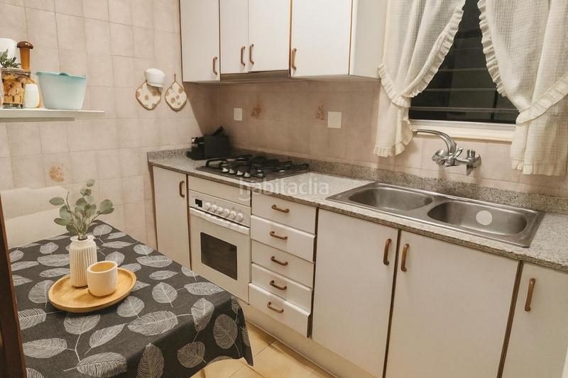 Foto c64d77e1-bde9-40f5-b4fb-d2aebeaf0d80. Casa adosada encantadora casa en pleno corazón en Esparreguera