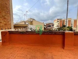 Casa  Carrer de la independència. Parcela edificable