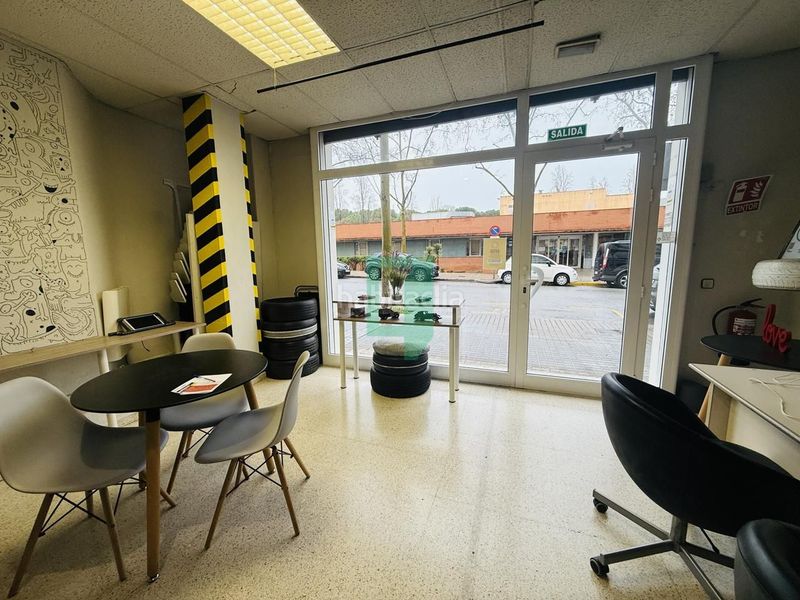 Foto d0fde323-1cc0-4916-bead-a72e59ad93d1. Local comercial a Puigfred Badalona