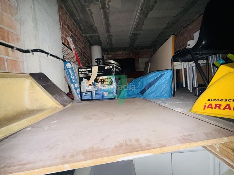 Foto fb7dae2d-50c0-437e-9aaf-5119e553cdd9. Local comercial a Puigfred Badalona
