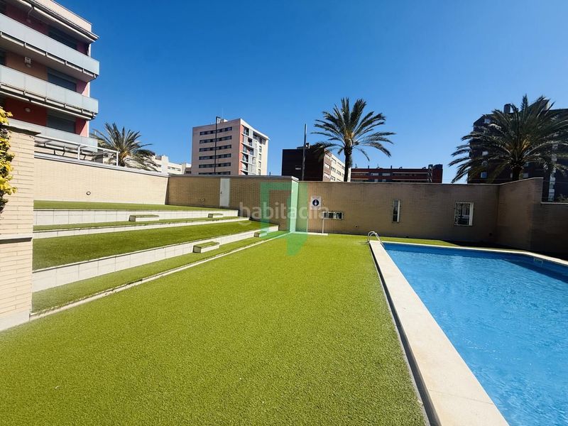 Foto 4cd80165-6e92-445d-9d81-58108b263341. Pis amb calefacció piscina a Port Badalona