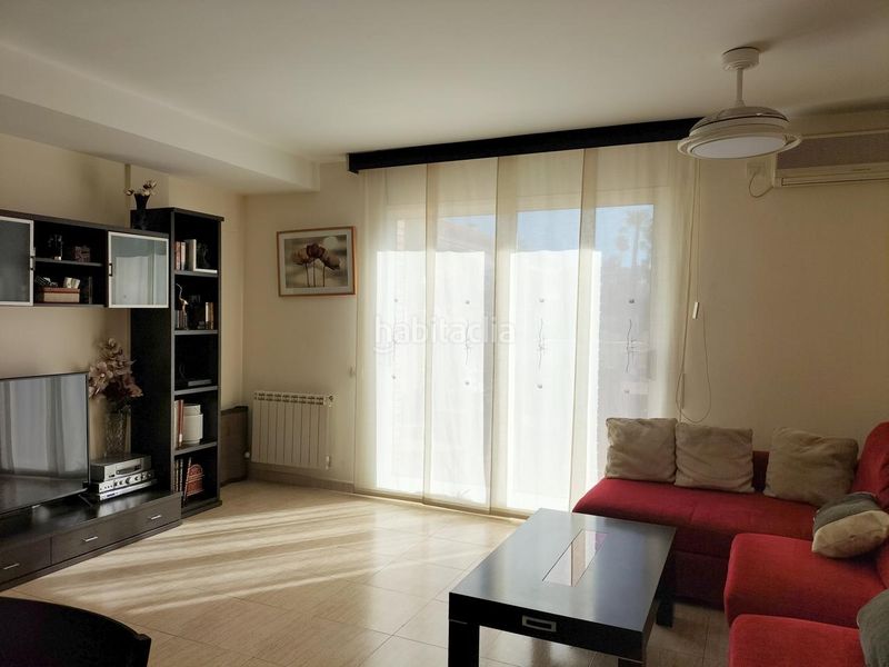 Foto 9e4601ad-598d-4152-8c64-5f3847d6ab8c. Casa amb calefacció piscina a Cunit residencial Cunit