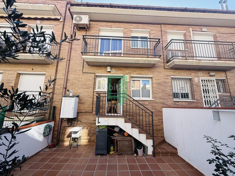 Foto a15d8ca1-b084-4d4b-8eaa-04c0bbe74159. Casa adossada amb calefacció a Bonavista Badalona