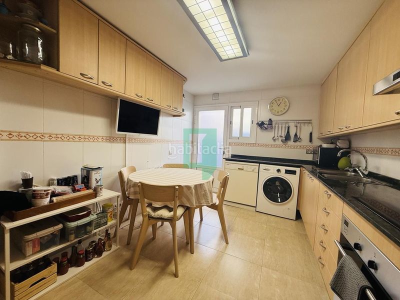 Foto 09749c98-804c-4018-a8dd-5ea86e988abc. Casa adossada a Bonavista Badalona