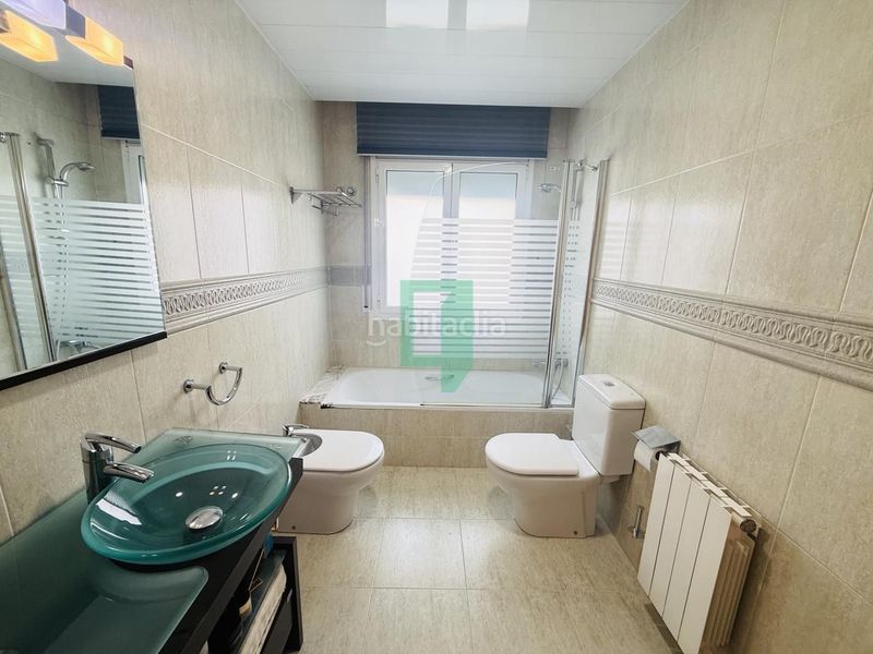 Foto 9526218d-a5bb-44fd-8509-eafa3b6bc9c6. Casa adossada a Bonavista Badalona