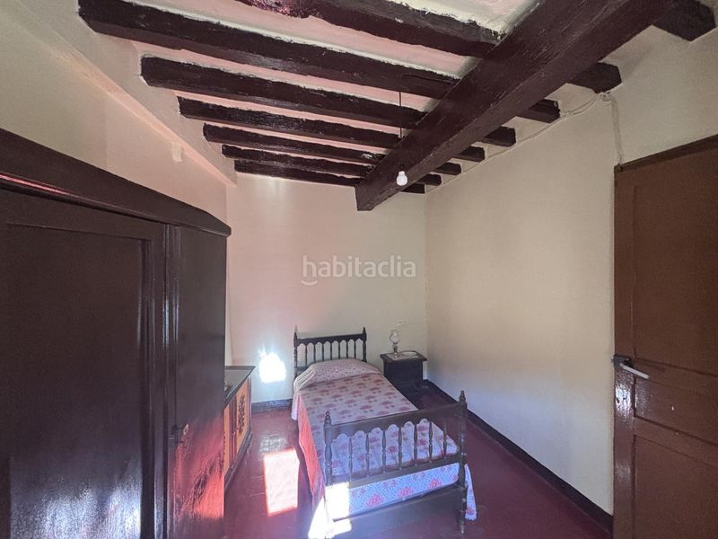 Foto 609ba994-f09e-4f86-9b99-102dbdd5c783. Casa amb calefacció a Oliana