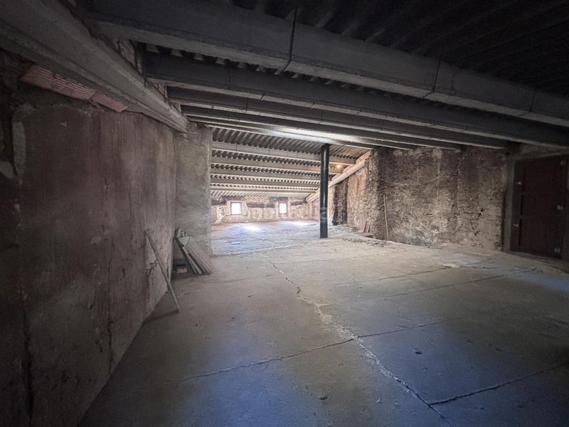 Foto 7186eea3-8b2d-4469-9aef-b75a8b9a2e25. Casa amb calefacció a Oliana