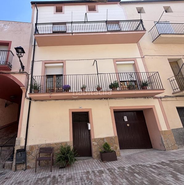Foto d0b72b77-5692-4913-8700-facf26bd33f0. Casa amb calefacció a Oliana