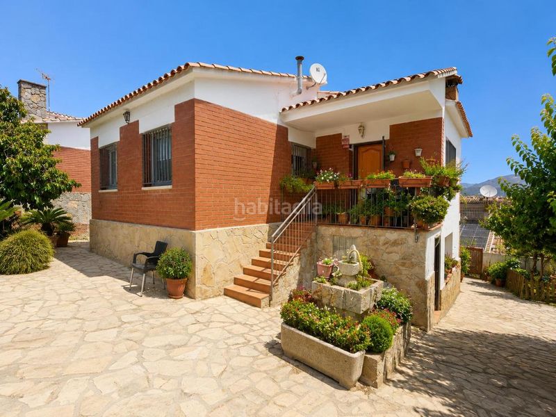 Foto aafa08e3-9284-4a0d-8c82-b7fea25ed5f7. Casa amb calefacció a Can Rial Esparreguera