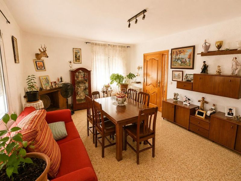 Foto eb5a8505-17be-4773-b30a-33e64370f1a5. Casa amb calefacció a Can Rial Esparreguera