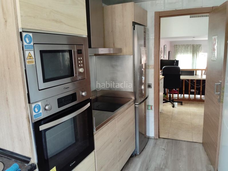 Foto 1c454e9f-a9ea-4f57-b122-0d7e8d1e7a8d. Casa amb aparcament a Torrent del Capellà Sabadell