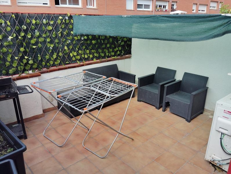 Foto 8012e890-085f-4bf3-a751-67e6ad002708. Casa amb aparcament a Torrent del Capellà Sabadell