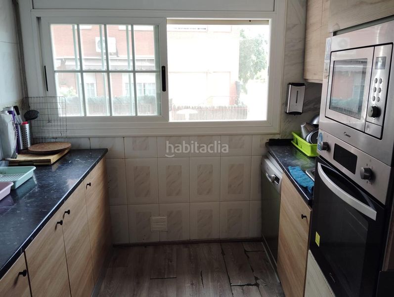 Foto d70418a4-ab91-4f6b-ae9e-bcc3238b136d. Casa amb aparcament a Torrent del Capellà Sabadell