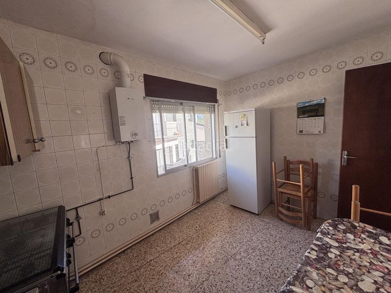 Foto bba67809-f3ed-4a05-8ed7-255a4aa8d05b. Casa amb calefacció aparcament a Ribera d´Urgellet