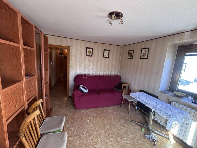 Foto fe40a89f-3c8b-4cbb-a47c-374786cce4ac. Casa amb calefacció aparcament a Ribera d´Urgellet