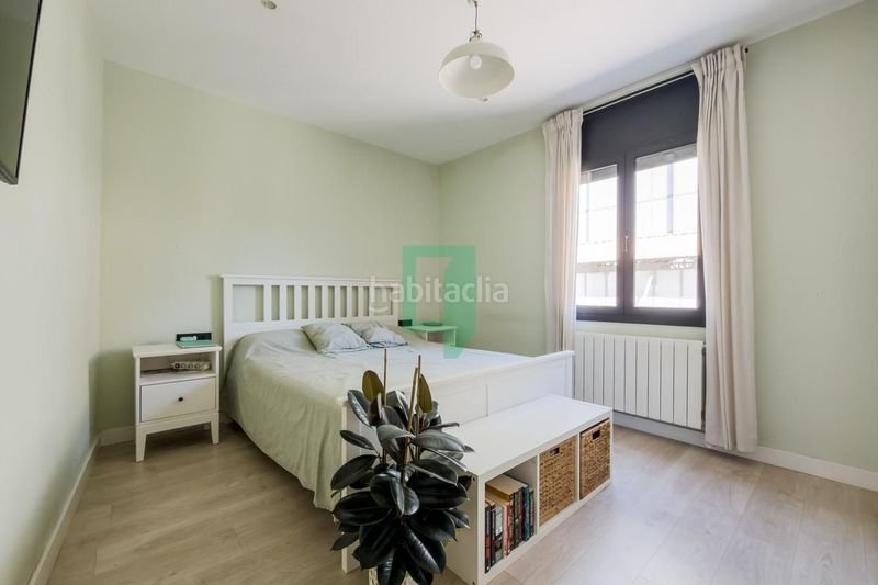 Foto c513b39d-9636-453b-baff-72635a164221. Casa amb calefacció a Progrés - Pep Ventura Badalona