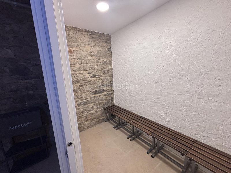 Foto 6b3aa835-d94d-4576-87d4-da5f2bff3999. Local comercial  en Tàrrega