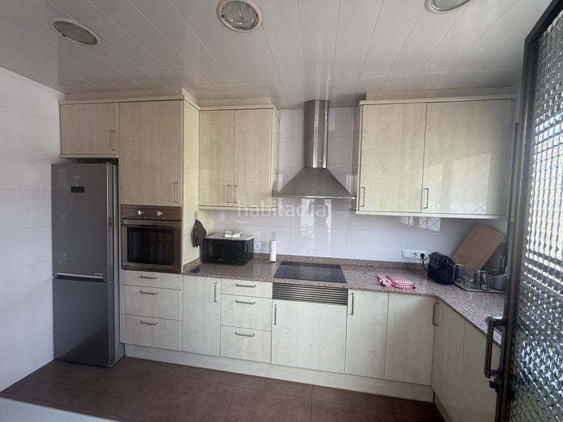 Foto 0dc2bd7e-6a3a-40ea-81f6-0a082bea4576. Casa a Centre-Can Nadal Sant Feliu de Llobregat