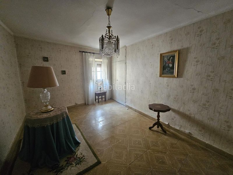 Foto d181b2fa-75d8-49d8-9af3-44363391c4f0. Masia amb aparcament a Igúzquiza