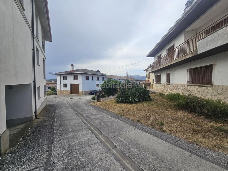 Foto e6e4f430-074e-4737-9188-1903d7043754. Masia amb aparcament a Igúzquiza