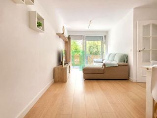 Etagenwohnung  Del doctor modrego. Piso exterior con balcón y ascensor