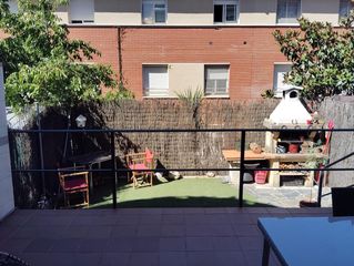 Duplex  Calle montserrat roig. Dúplex en venta con jardín , terraza y plazas de parking