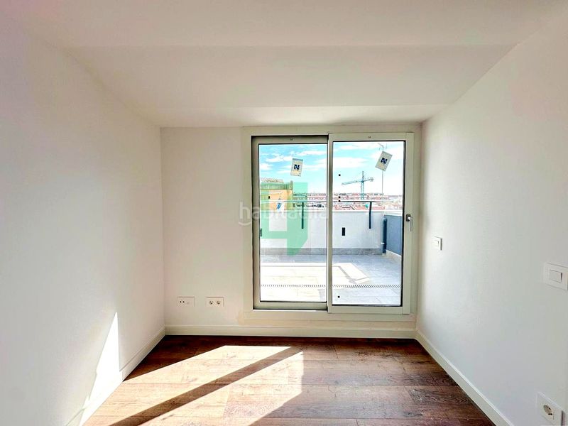 Foto 06d3b30b-7c7f-4e43-b18a-6d637d5dd1fc. Duplex con riscaldamento parcheggio in Progrés - Pep Ventura Badalona