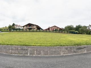 Terreny residencial  Barrio kanpantxu. Inmobiliaria campuzano vende parcela de terreno urbano en muruet