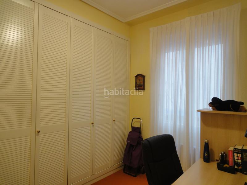 Foto 7d9d518a-b669-4b0f-bcd7-e69d01298116. Alquiler piso inmobiliaria campuzano alquila piso en alameda de recalde junto a la alhódiga. en Bilbao