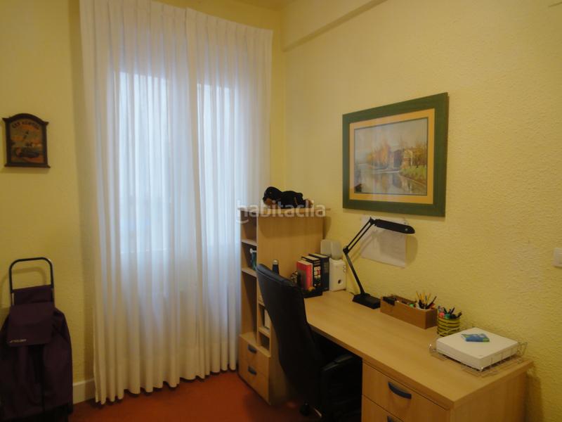 Foto a8809e02-1710-4a94-bd90-b013be219a74. Alquiler piso inmobiliaria campuzano alquila piso en alameda de recalde junto a la alhódiga. en Bilbao