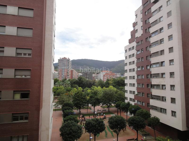 Foto 7a9a3f01-2d03-4850-9682-d02c0bac338d. Piso inmobiliaria campuzano pone a la venta magnífico piso en la calle general salazar. en Bilbao