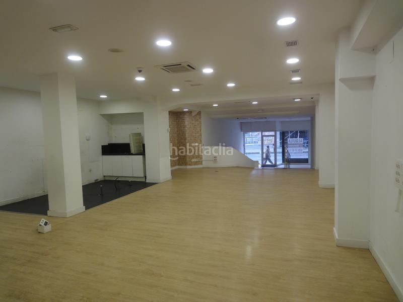 Foto 8f4d85dc-e268-4dbb-a251-b1e1d8a6bdb2. Alquiler local comercial en urkixo zumarkalea 94 inmobiliaria campuzano alquila magnífico local en la calle alameda urquijo esquina con sabino arana. en Bilbao