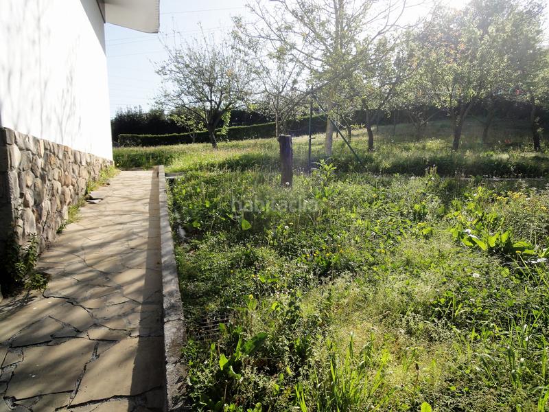 Foto b3963f2d-18eb-4b09-ae5f-43ab8593ef93. Xalet amb calefacció aparcament a Erandio